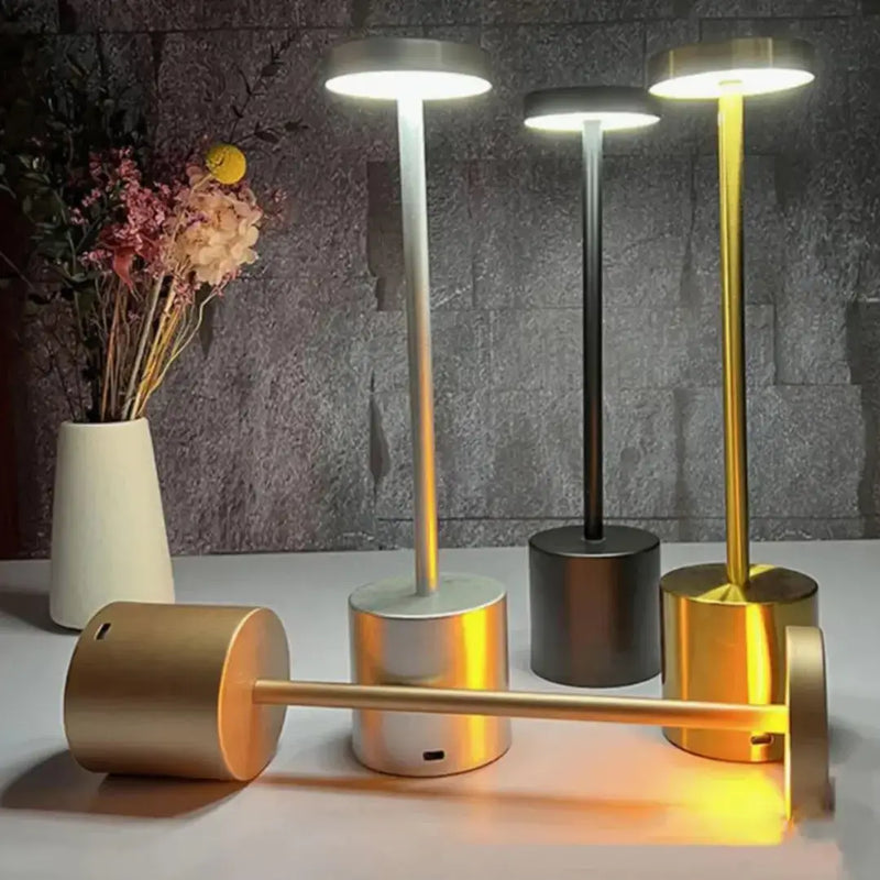 Lâmpada de Mesa LED Recarregável de Metal