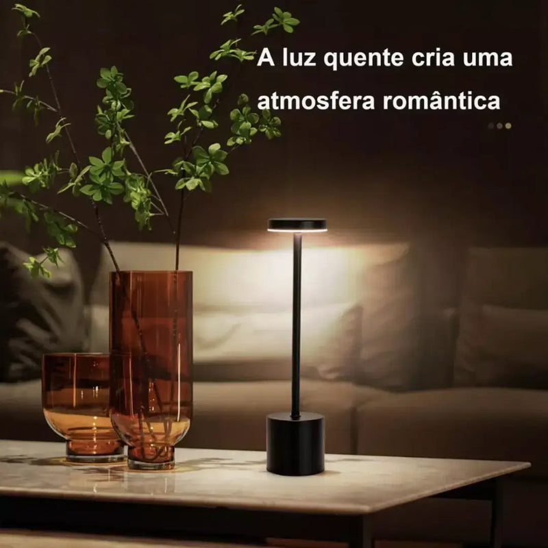 Lâmpada de Mesa LED Recarregável de Metal